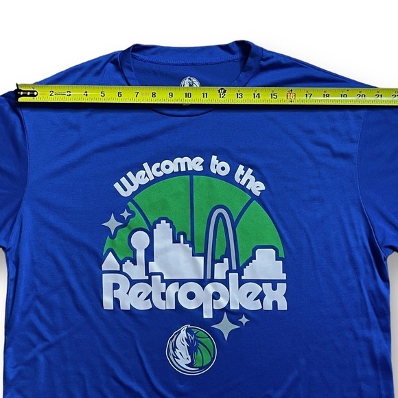 Dallas Mavericks Welcome to the Retroplrex Limited Edition T-Shirt - Picture 4 of 10